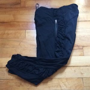 Lululemon cropped leggings